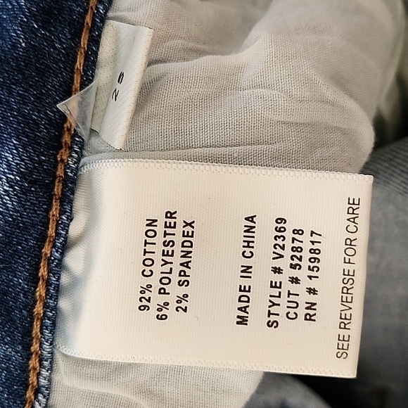 Altar'd State Distressed Straight Leg Jean's Size 25 - Picture 5 of 5